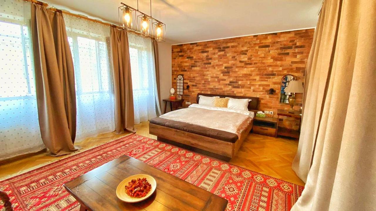 City Center Bed And Beyond Bucureşti Exterior foto